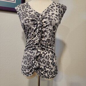 Banana Repulic Short Sleeve Blouse. SZ - XS. Excellent Condition!
